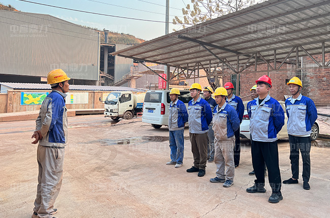 外包團(tuán)隊(duì).jpg 外包團(tuán)隊(duì).jpg