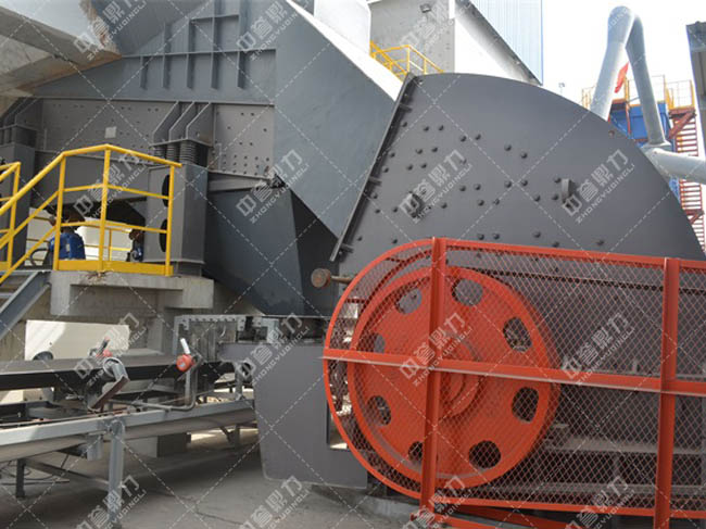 中譽鼎力單段錘式破碎機在輝縣市孟電水泥生產(chǎn)線的應用